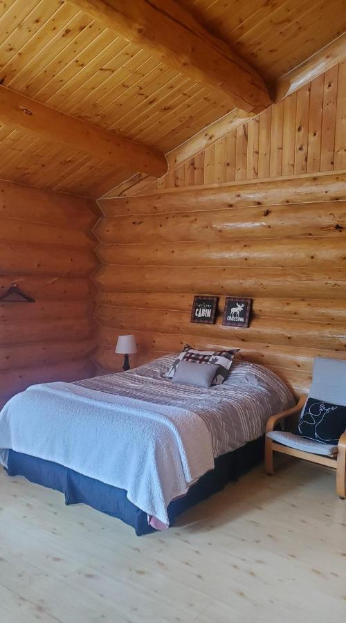 Rocky Mountain Escape Dome & Log Cabin Rentals - Rock Lake Rock Lake Lodge Provincial Park Kültér fotó