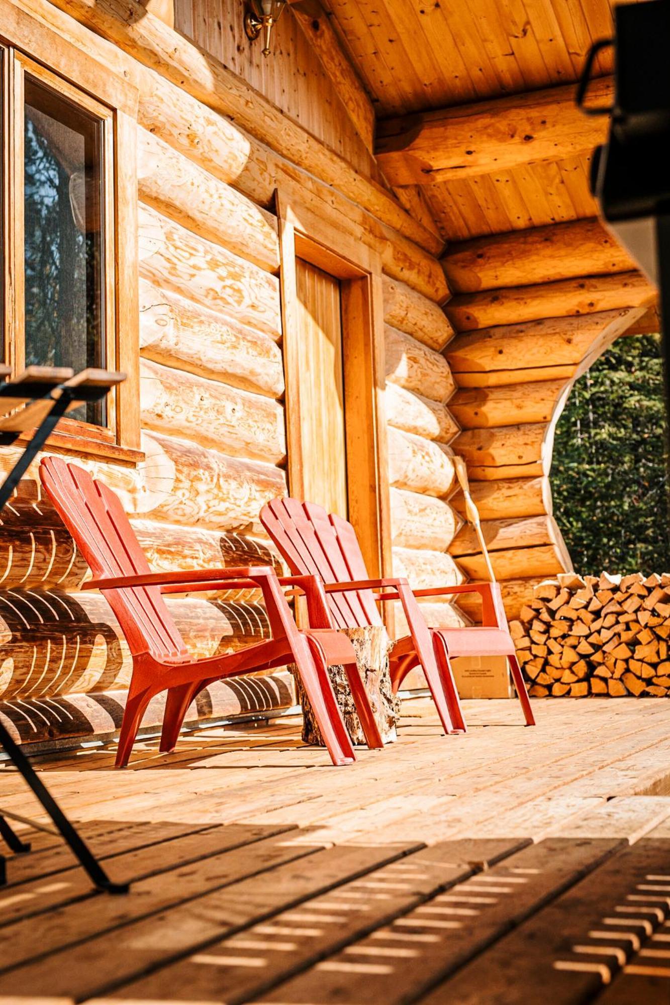 Rocky Mountain Escape Dome & Log Cabin Rentals - Rock Lake Rock Lake Lodge Provincial Park Kültér fotó